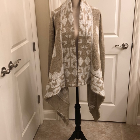 LINE Intarsia-Knit Asymmetric Sweater - Picture 1 of 7